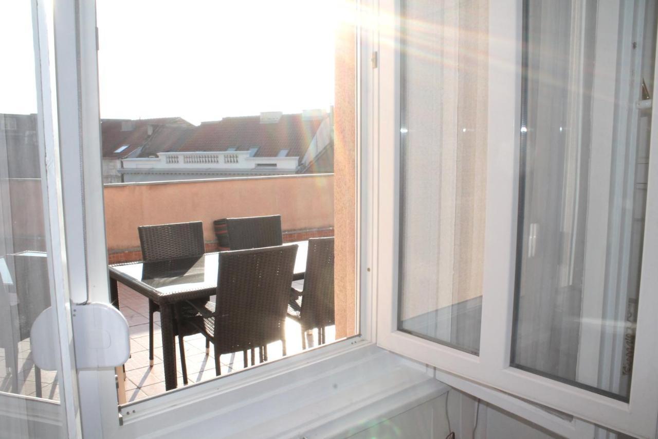 Rooftop Apartment Белград Экстерьер фото