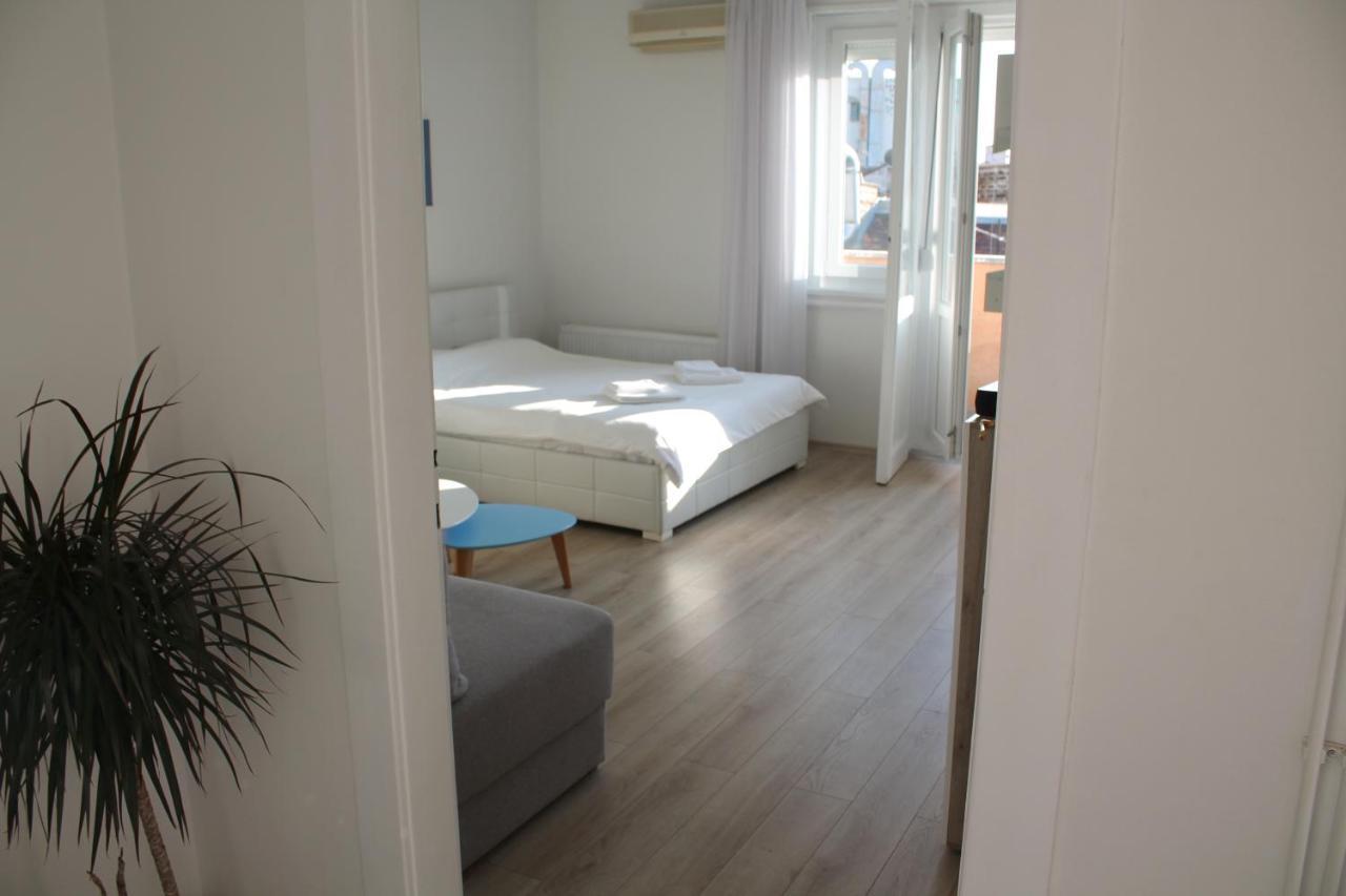 Rooftop Apartment Белград Экстерьер фото